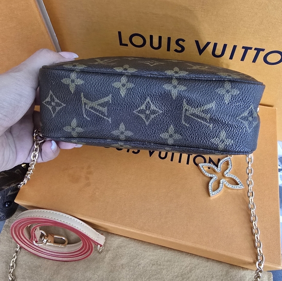VINTAGE Louis Vuitton Monogram Trousse 18 Cosmetic Pouch Women's Crossbody Bag🤎 - Picture 6 of 17